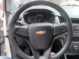 Фото 11 - Chevrolet Trax