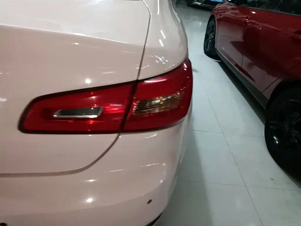 Kia Shuma 2015 2014 1.6T Luxury Edition China IV