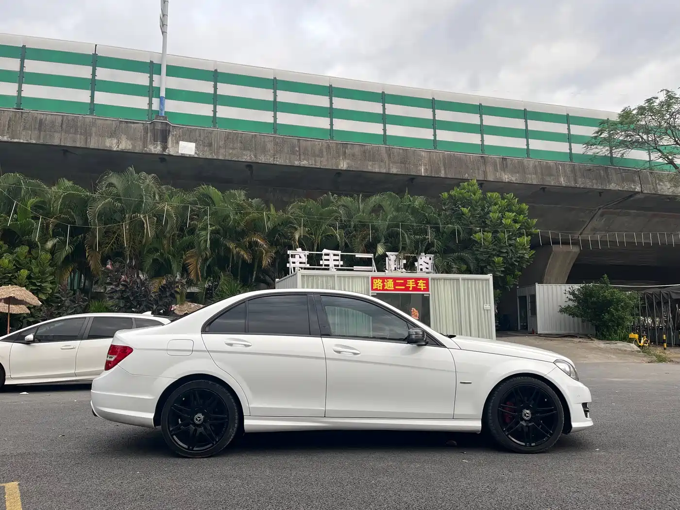 Mercedes-Benz C-Class 2013 C 300 Sport Grand Edition фото 4