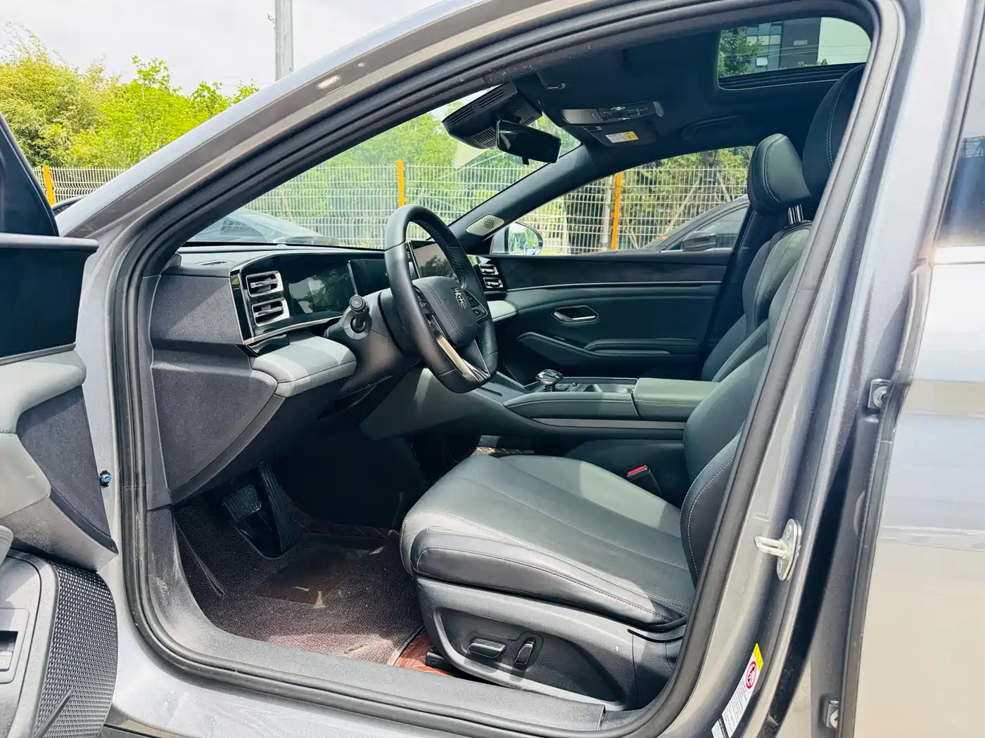 BYD Qin L 2024 DM-i 120KM Leading фото 4