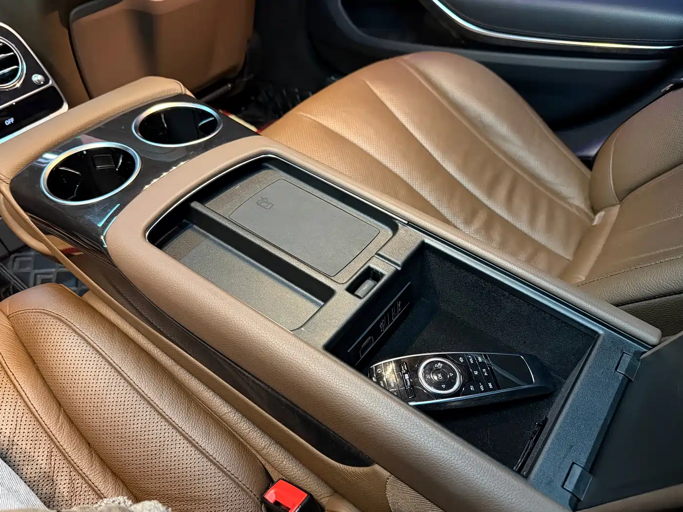 Mercedes-Benz S-Class 2020 S 450 L 4MATIC Collector's Version фото 24