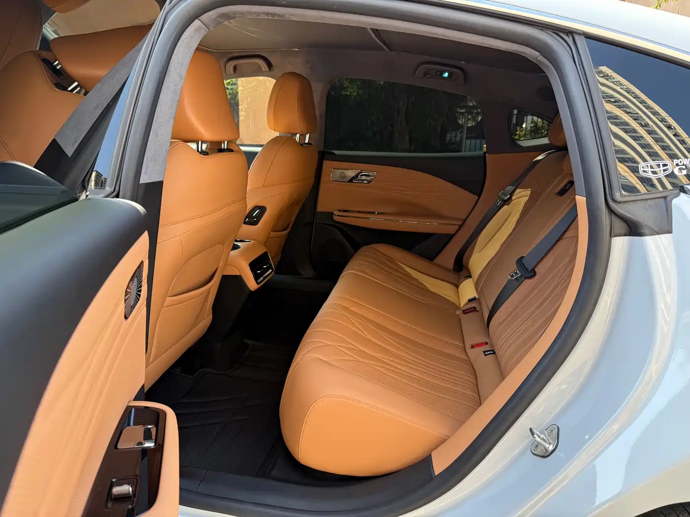 GEELY GALAXY GALAXY SPARKLE 8