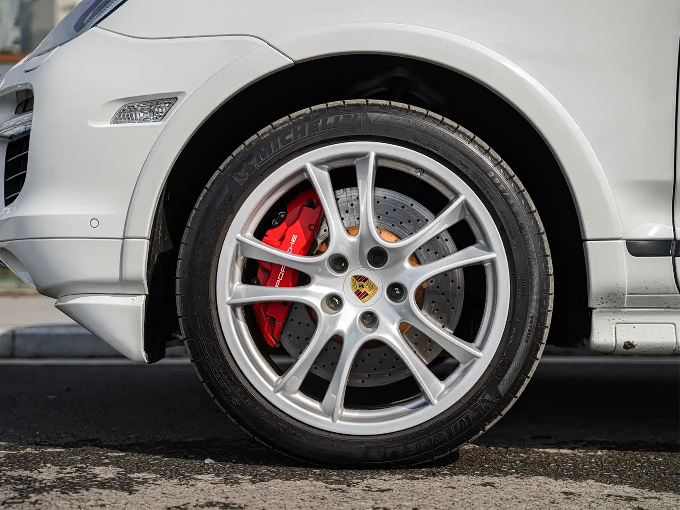 Porsche Cayenne 2008 Model Cayenne GTS 4.8L фото 4