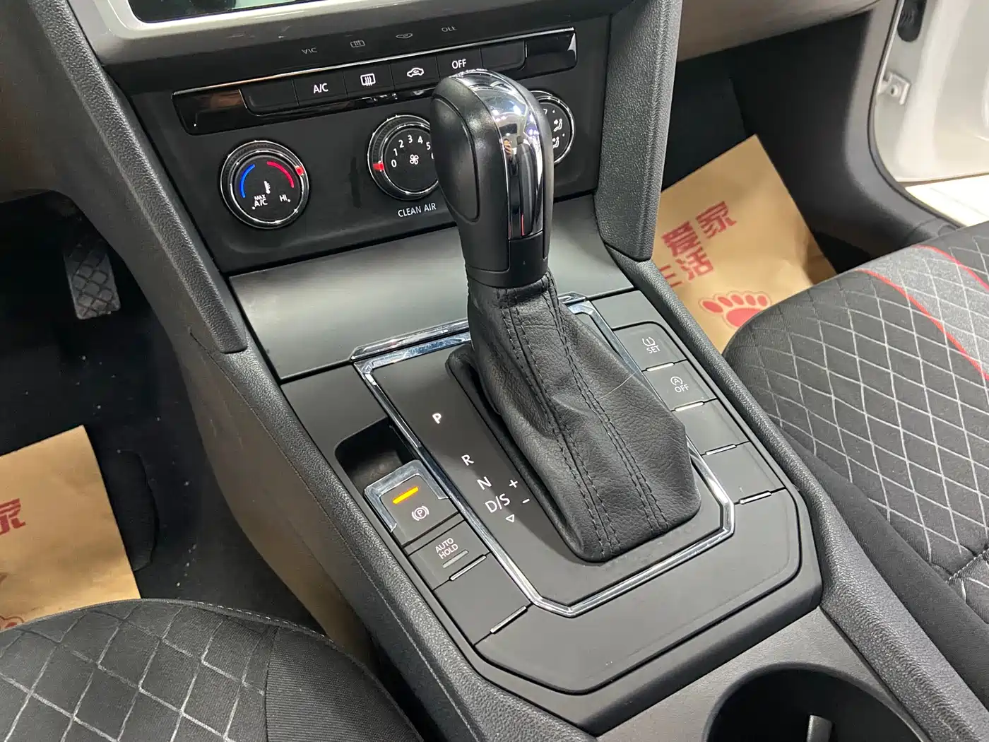Volkswagen Lamando 2019 230TSI DSG Vision Edition China V фото 11