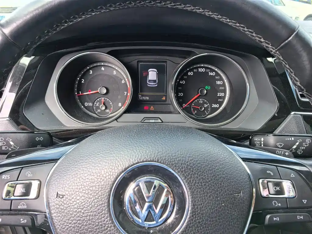 Volkswagen Tiguan L 2017 330TSI Automatic 2WD Flagship Edition фото 12