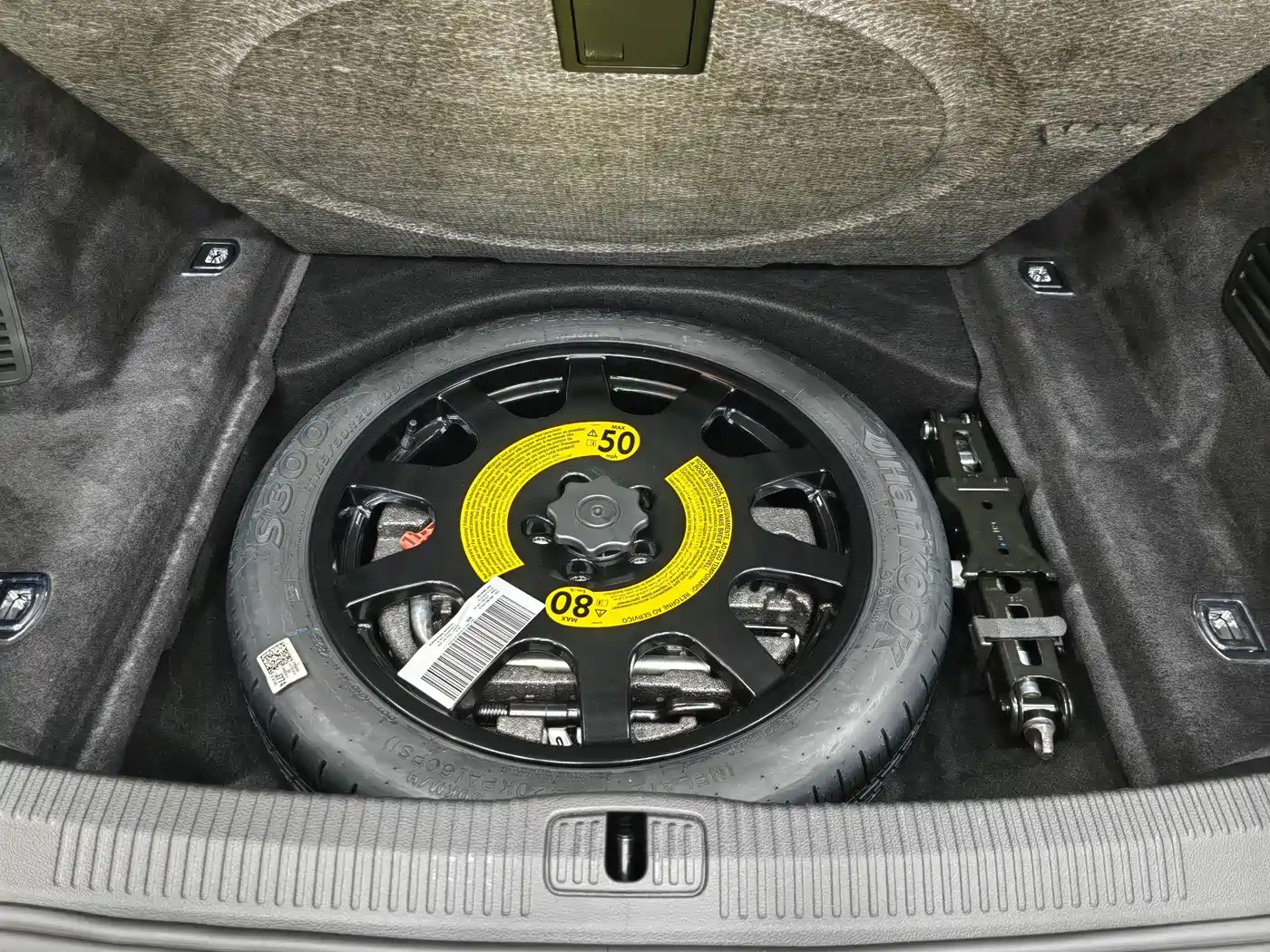 Audi A8 2025 A8L 50 TFSI quattro Exclusive Selection фото 21