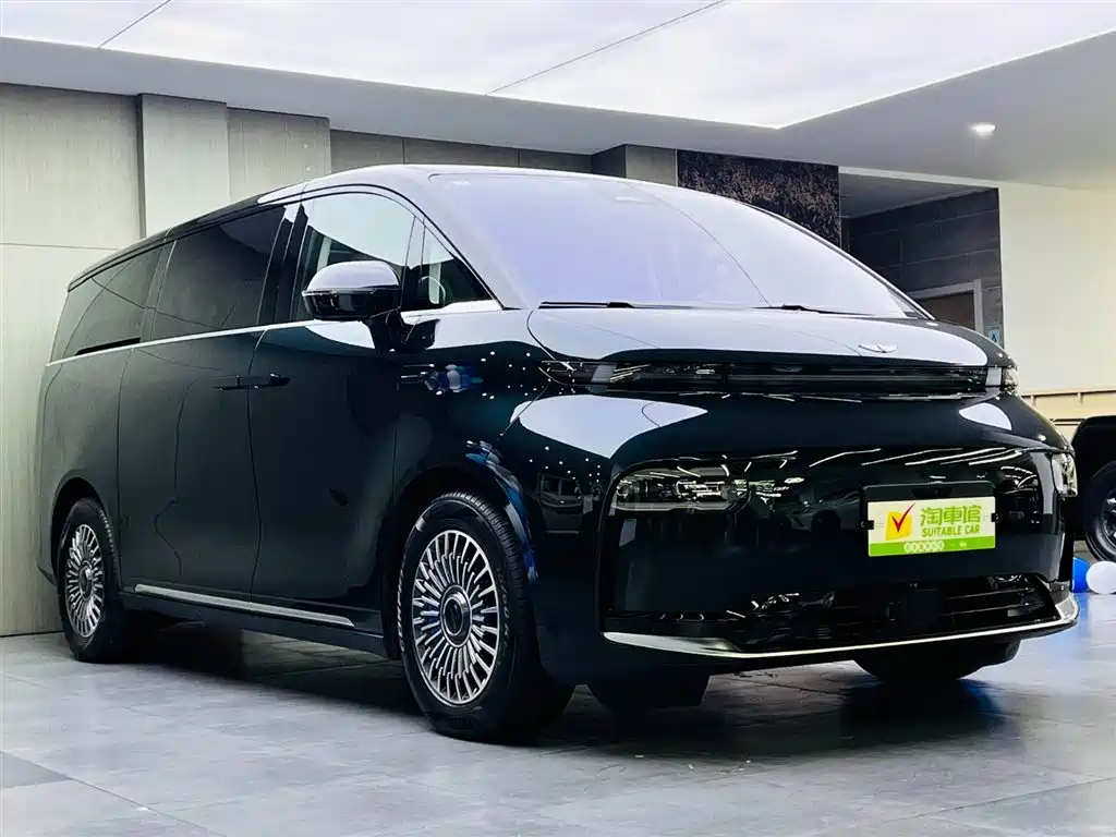 Geely Galaxy Yizhen L380 2025 805km Collector's Edition 4WD фото 3