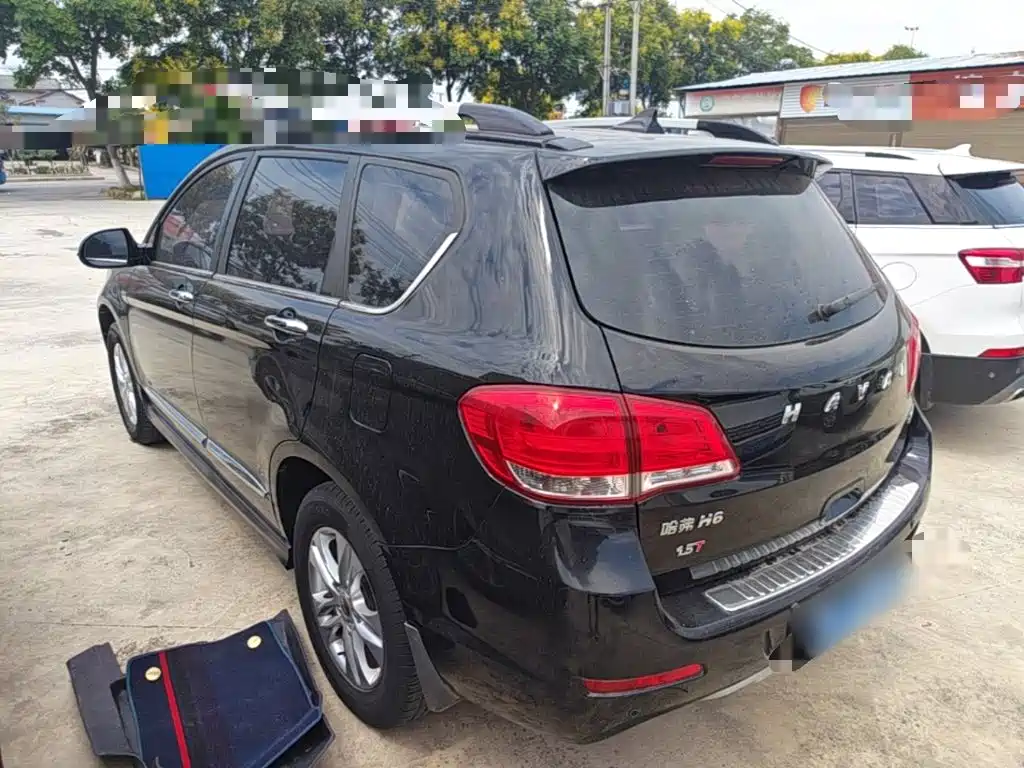Photo 5 - Haval H6
