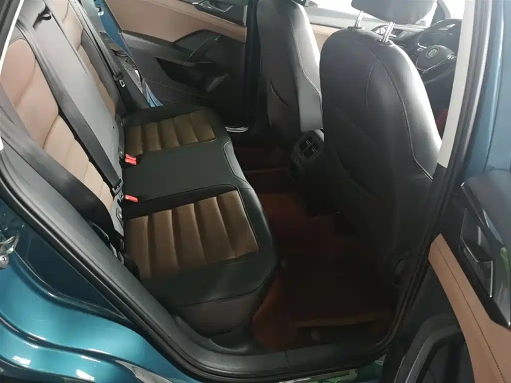 Volkswagen Tharu 2019 Model 330TSI 4WD Flagship Edition China VI фото 17