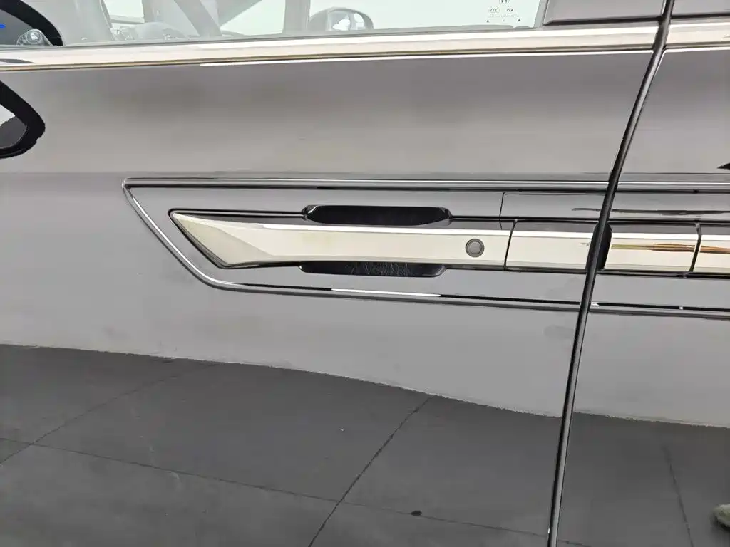 Honda Elysion 2024 2024 2.0L e:HEV Luxury Edition