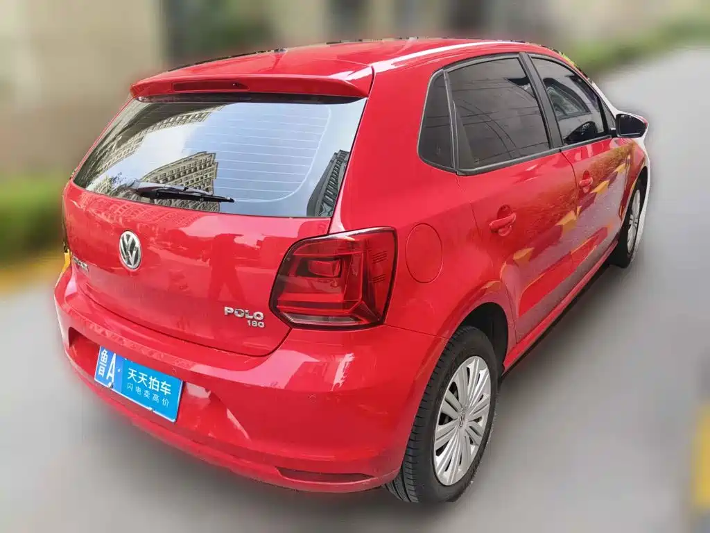 صورة 2 - Volkswagen Polo