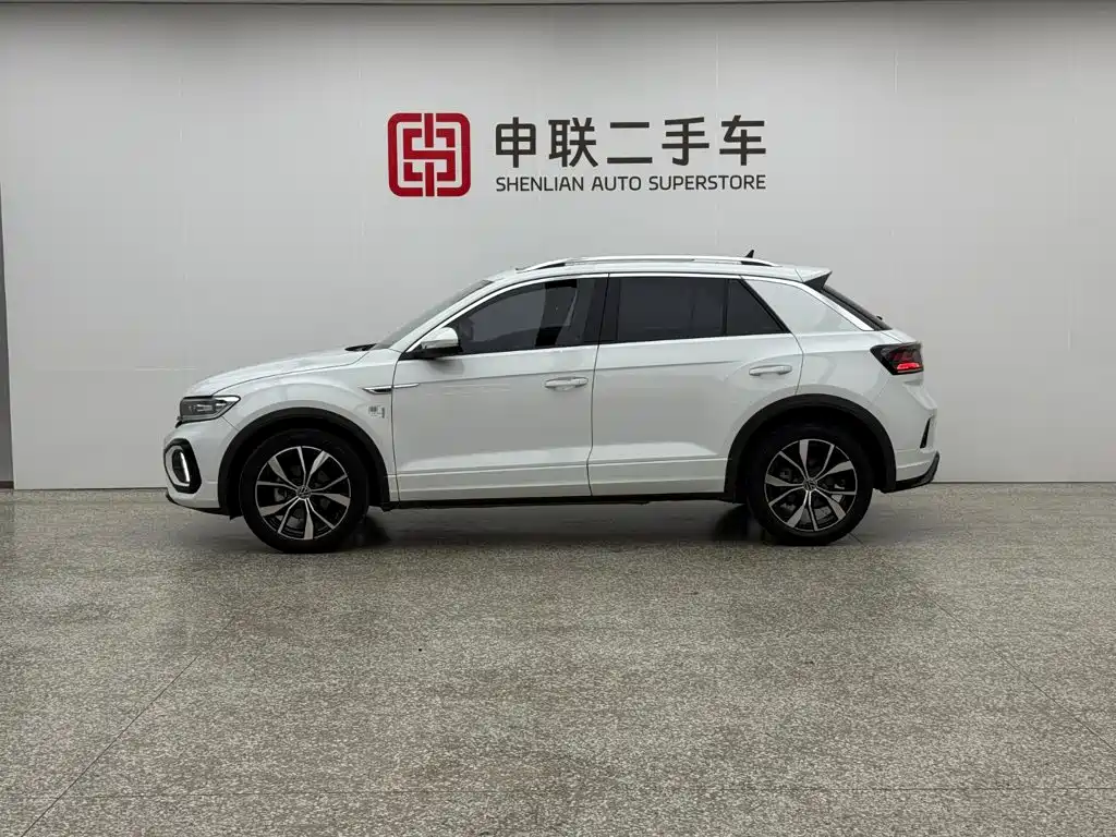 Volkswagen T-Roc, миниатюра 3