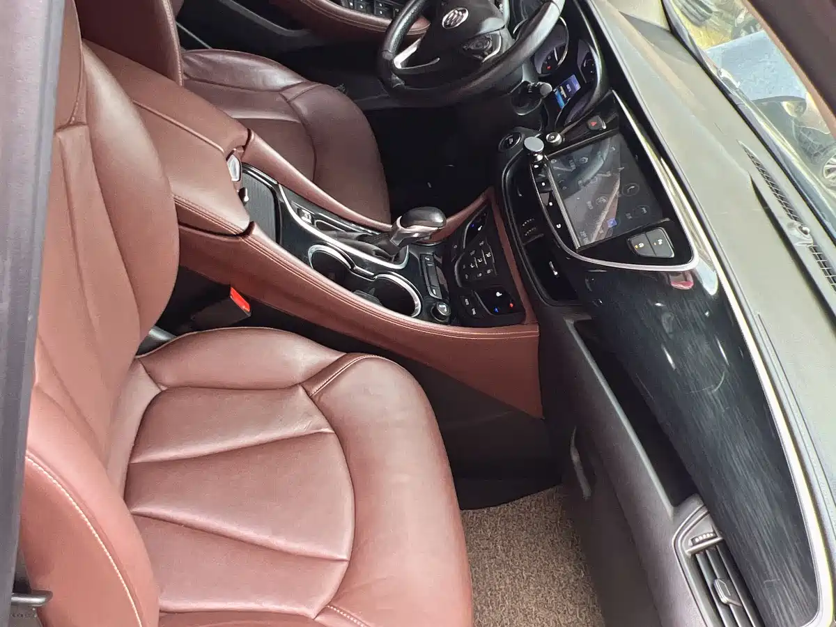 Buick Envision Plus 2020 28T AWD Elite фото 8