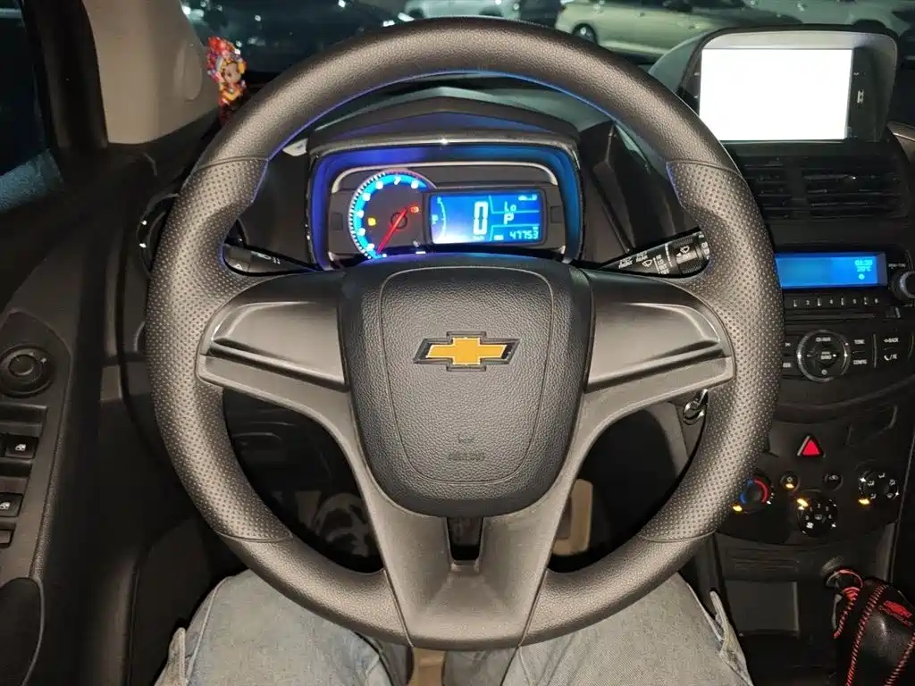 Фото 3 - Chevrolet Trax