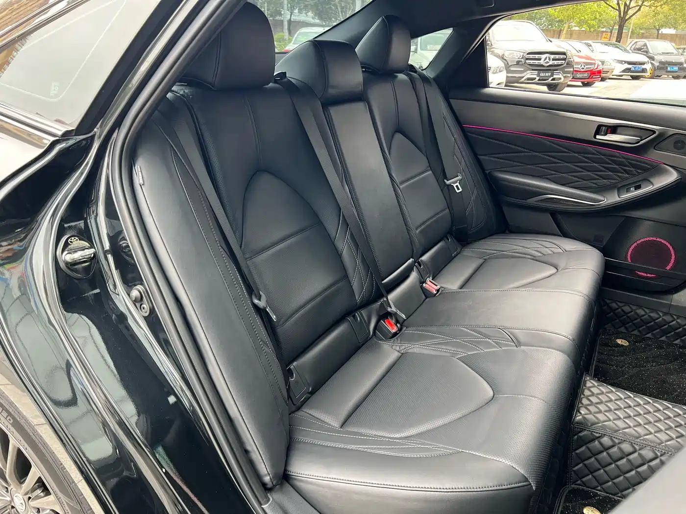 Toyota Avalon 2023 2.5L Touring Premium Edition фото 13