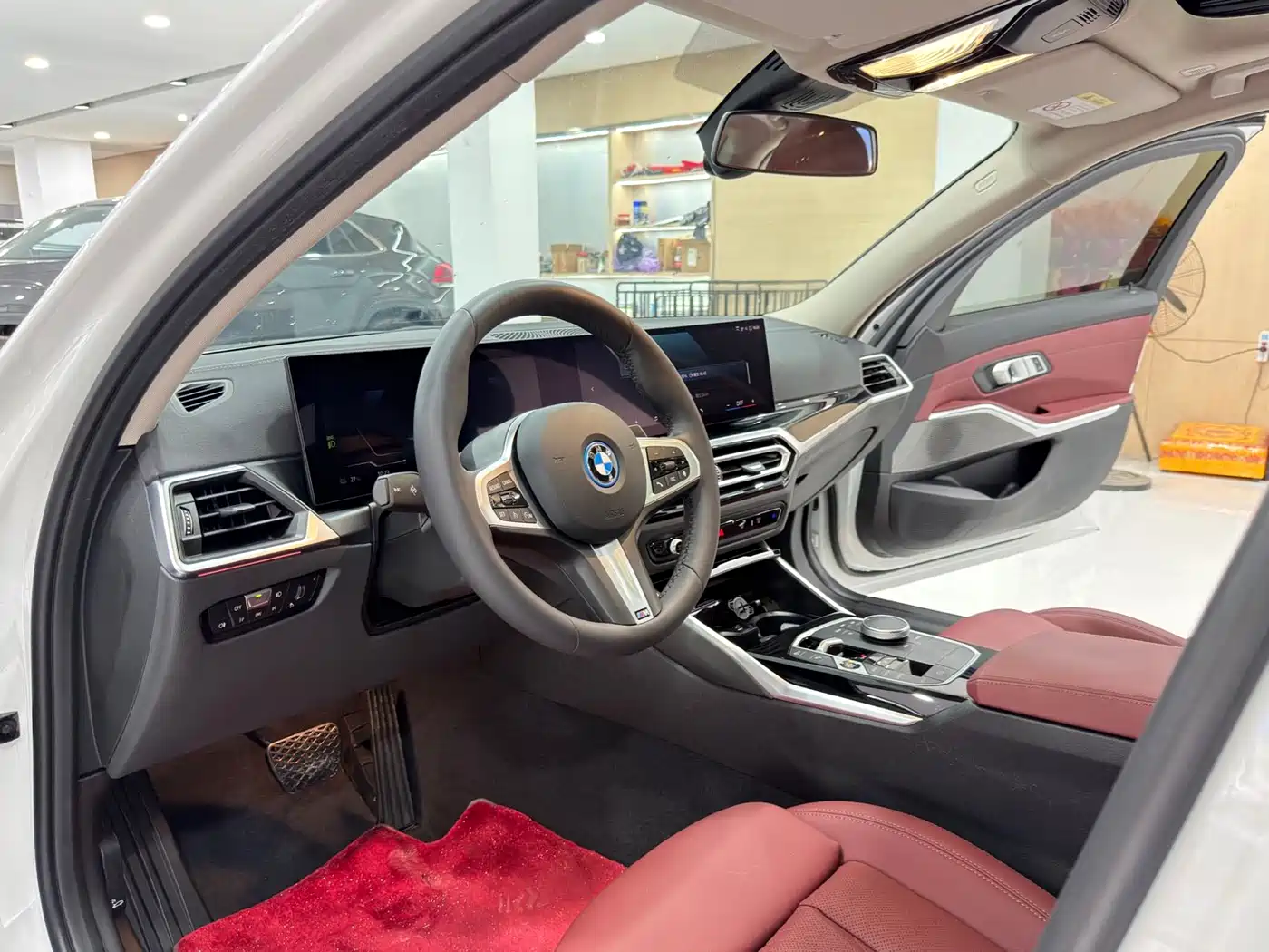 BMW i3 2024 eDrive 35 L фото 4