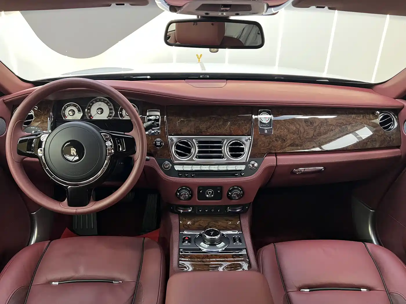 Rolls-Royce Wraith 2017 2013 6.6T Standard
