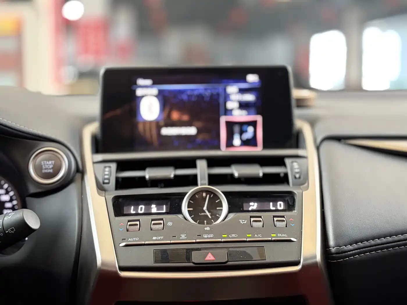 LEXUS NX