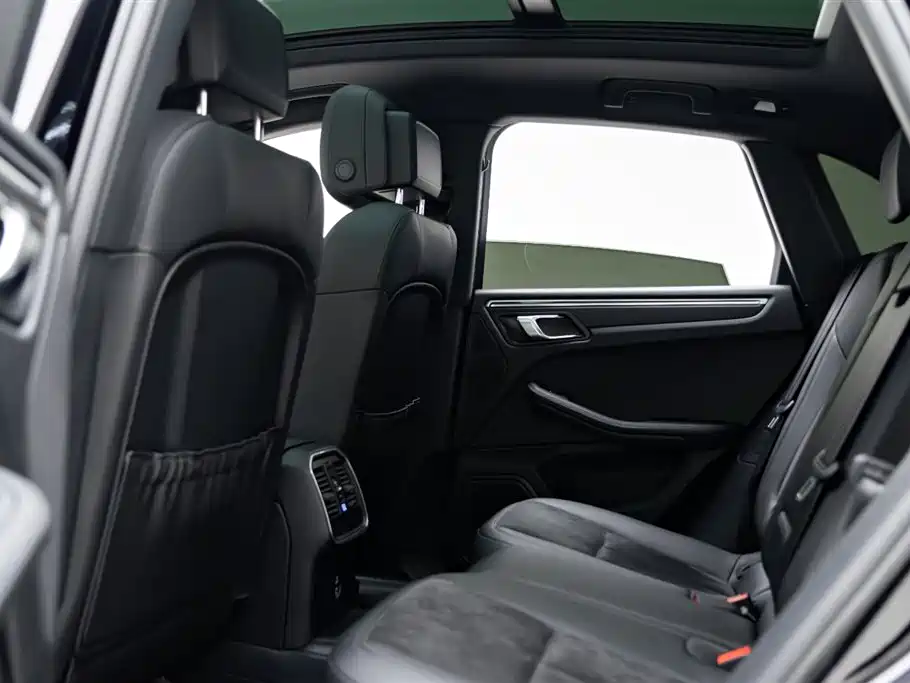 Porsche Macan 2021 Macan 2.0T фото 9