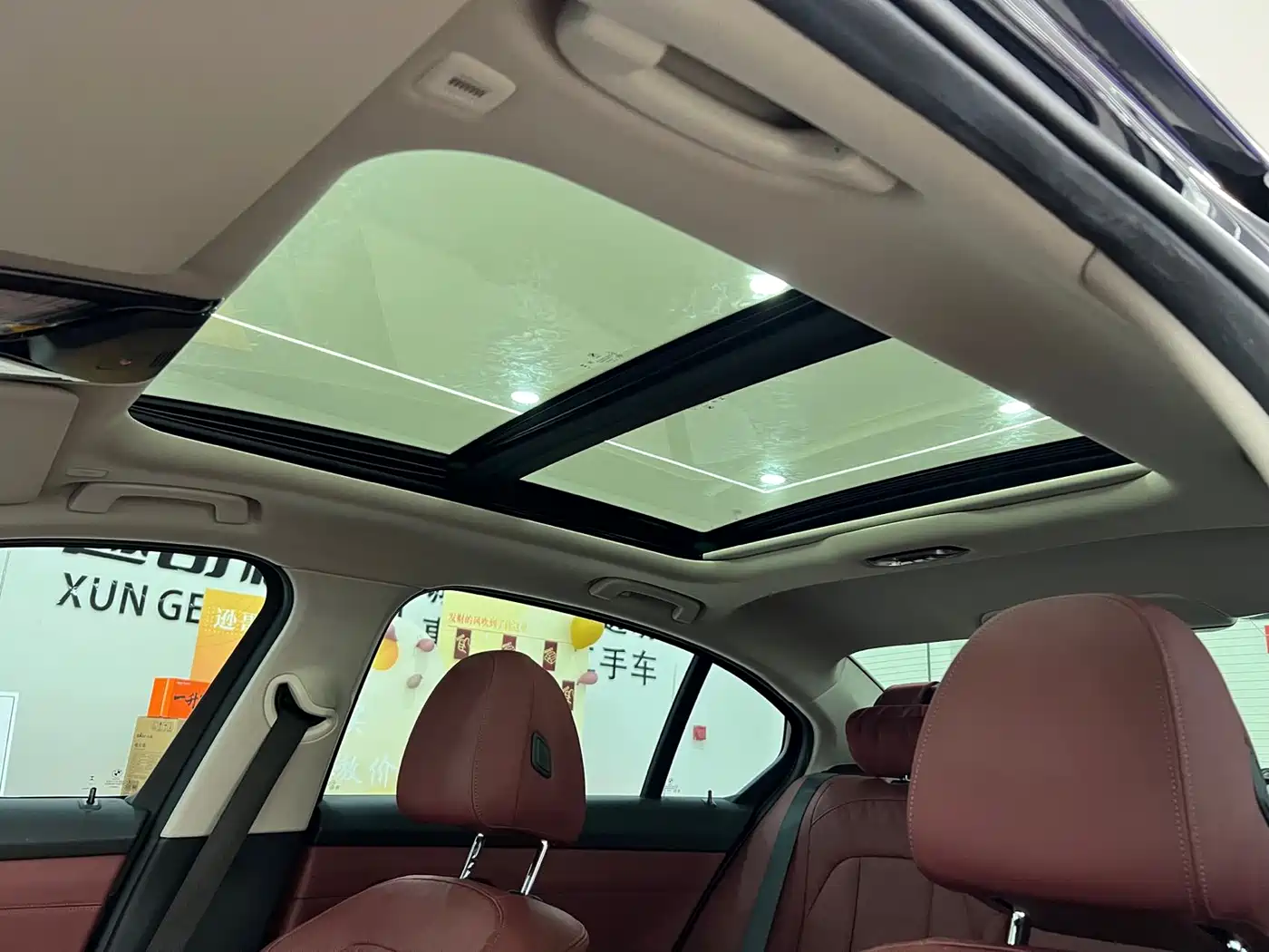 BMW 3 Series 2023 325Li M Sport Black Night Package фото 21