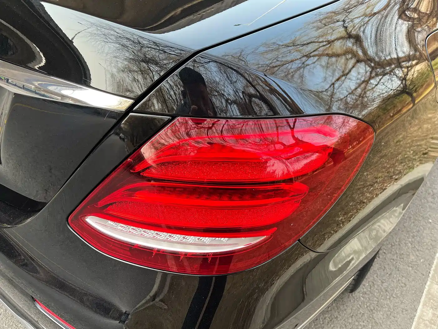 Mercedes-Benz E-Class 2019 E 300 L Fashion фото 11