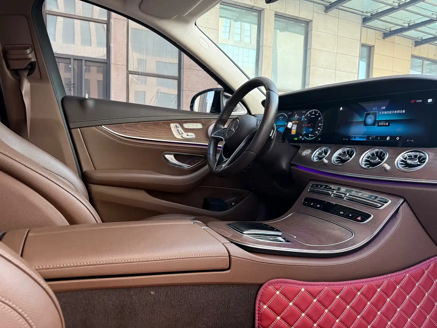 Mercedes-Benz E-Class New Energy 2022 E 350 e L Plug-in Hybrid Sedan фото 23