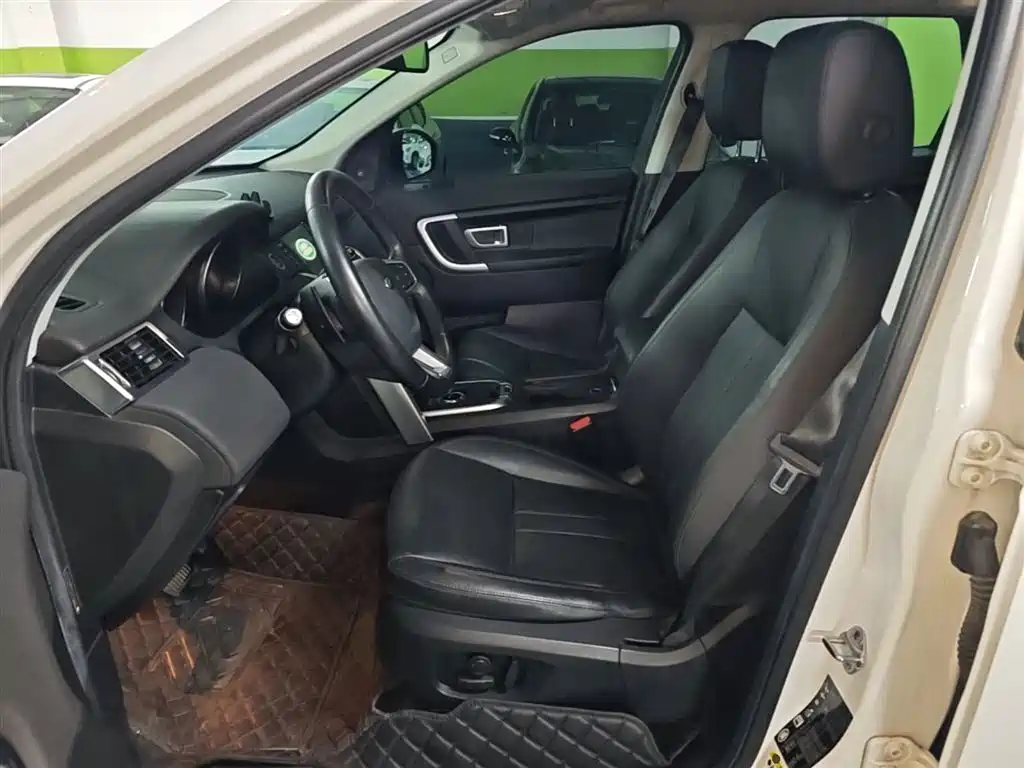 Land Rover Discovery Sport 2019 240PS SE Edition China VI фото 15