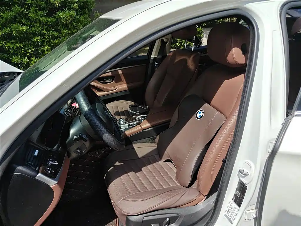 BMW 5 Series 2017 525Li Leading Edition фото 8