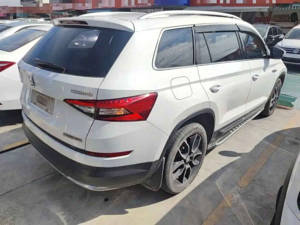 Škoda Kodiaq 2018 TSI330 7-seat FWD Luxury Premium фото 7