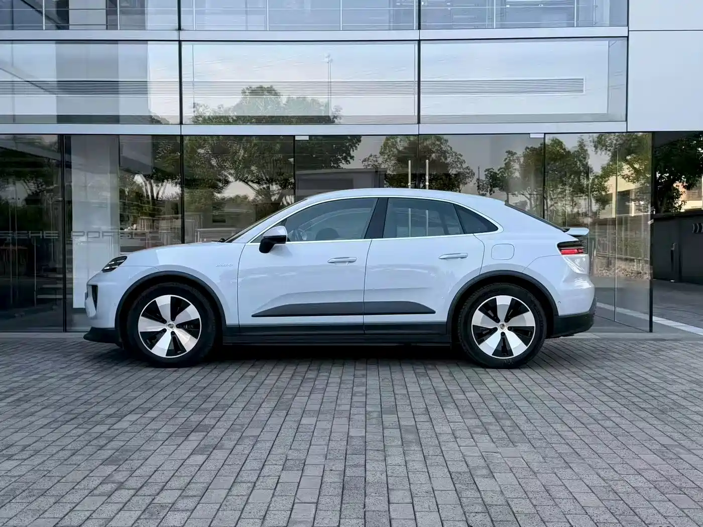 Porsche Macan EV 2025 2024 Macan 4