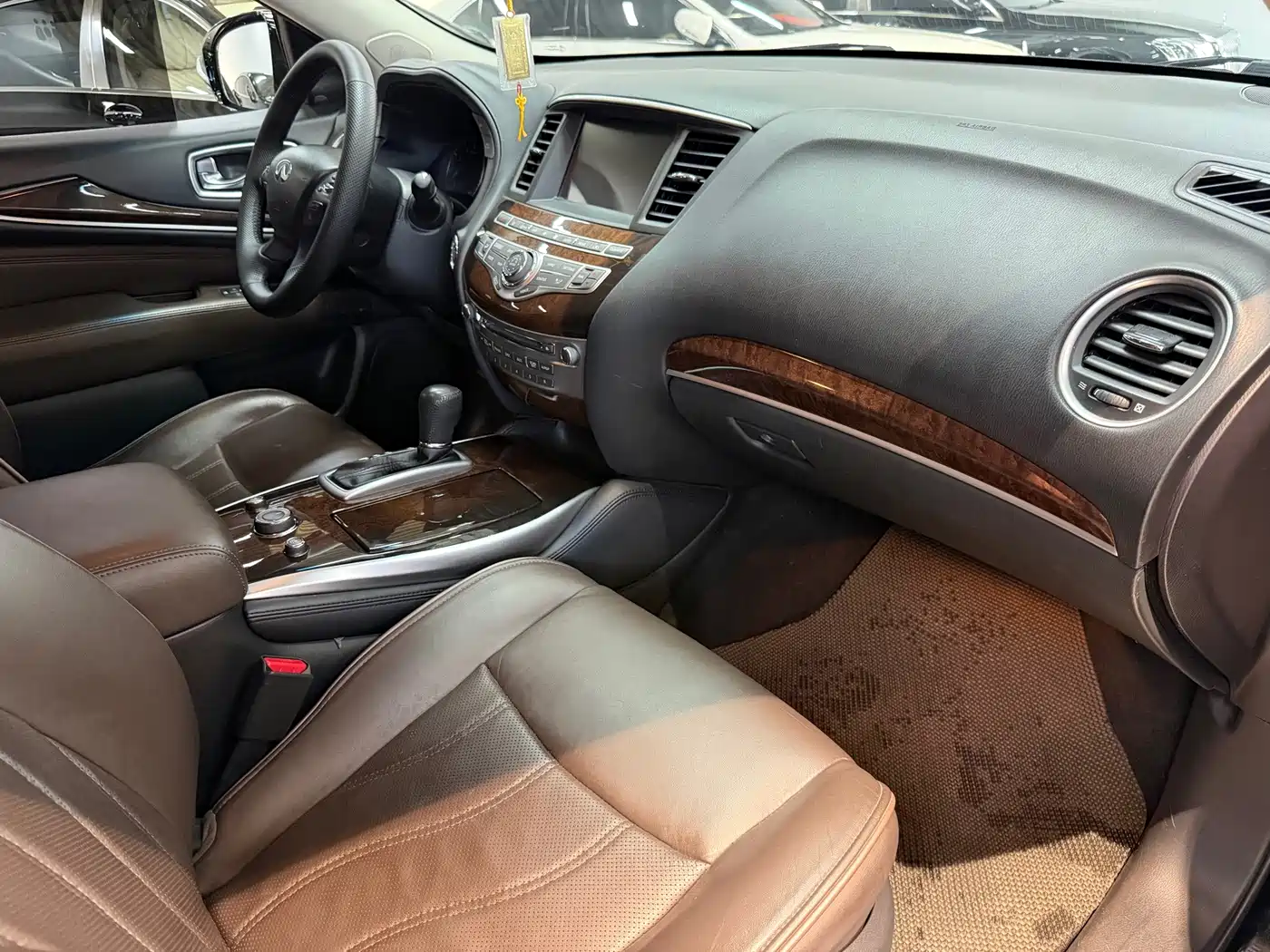 Фото 16 - Infiniti QX60 (Import)