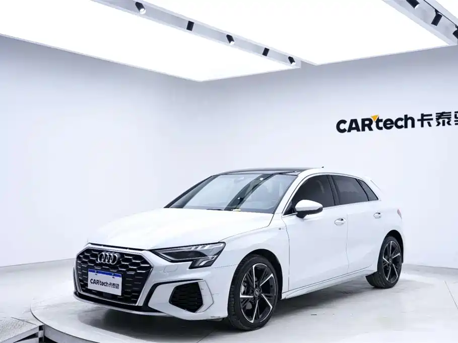 Audi A3 2023 Sportback 35 TFSI Fashion Sport фото 2