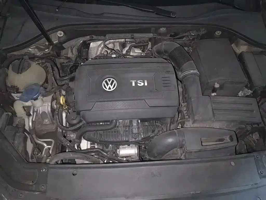 Volkswagen Passat 2016 330TSI DSG Executive Edition фото 17