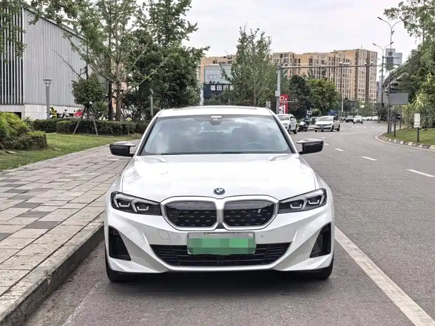 BMW i3 2024 eDrive 35 L фото 2