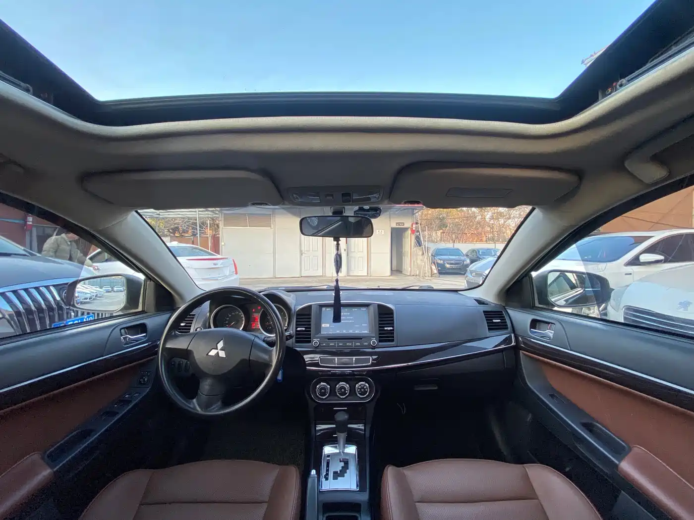 Mitsubishi Fengdisi 2013 1.8L Automatic Luxury China IV фото 5