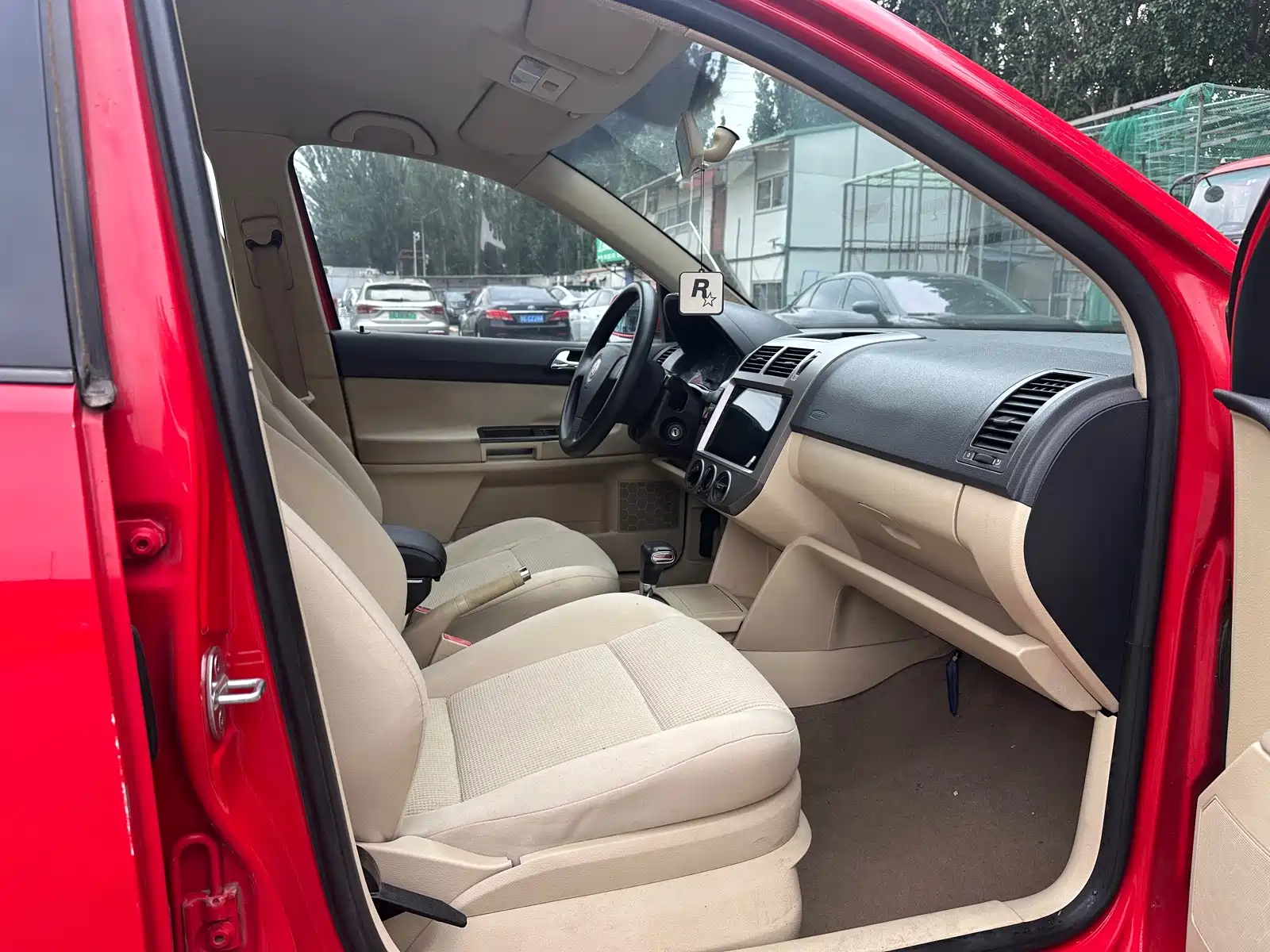 Photo 9 - Volkswagen Polo