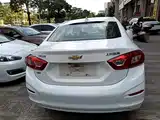 Фото 6 - Chevrolet Cruze