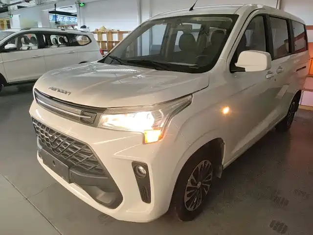  Dongfeng Fengguang Fengguang 380 2022 1.5L Comfort Passenger Van (Leaf Spring) 7-Seater