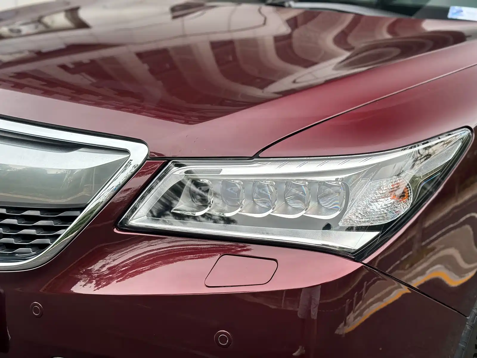 Photo 21 - Acura MDX