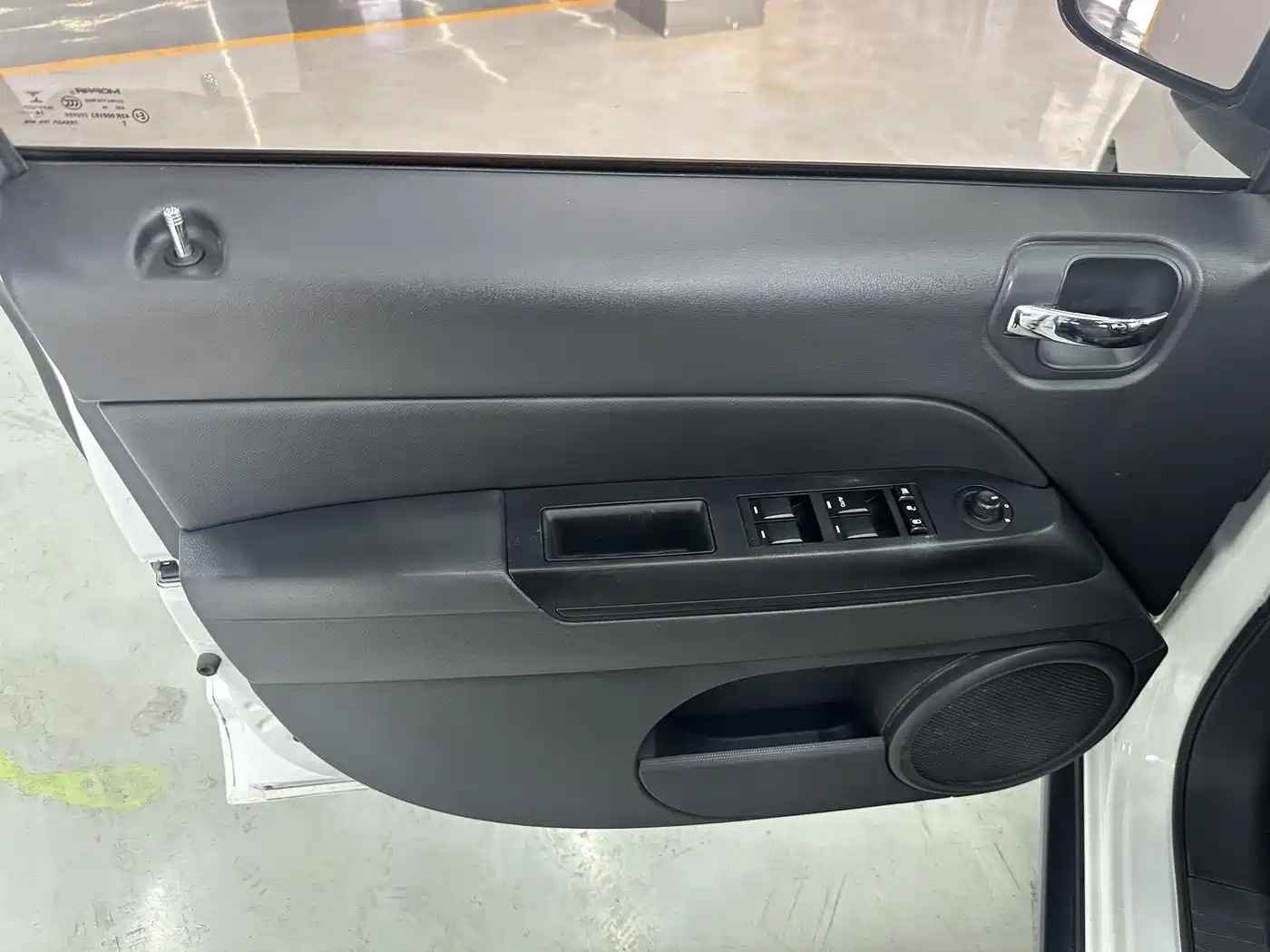 Jeep Compass (Import) 2015 2014 Facelift 2.0L 2WD Progressive Edition