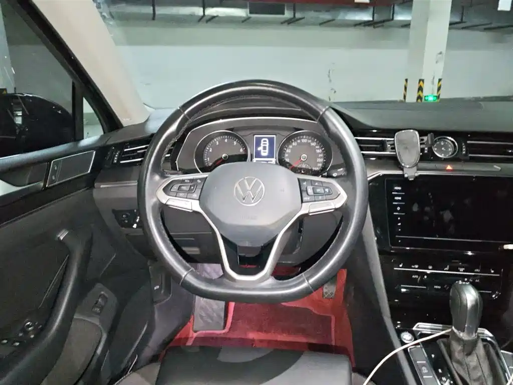 Volkswagen Magotan 2020 330TSI DSG Leading фото 7