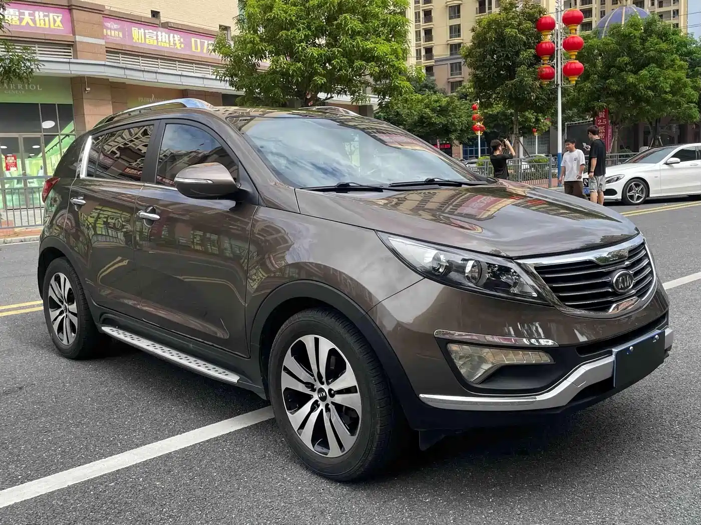 Kia Sportage 2012 2.0L Automatic 2WD NAVI Edition фото 2