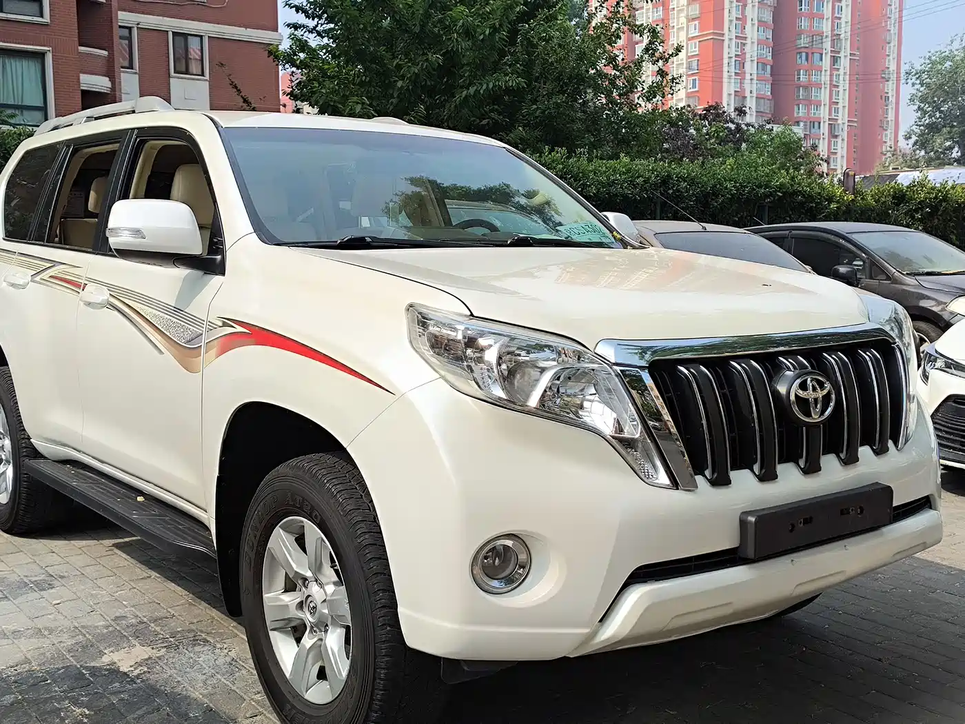 Toyota Prado (Import) фото 2