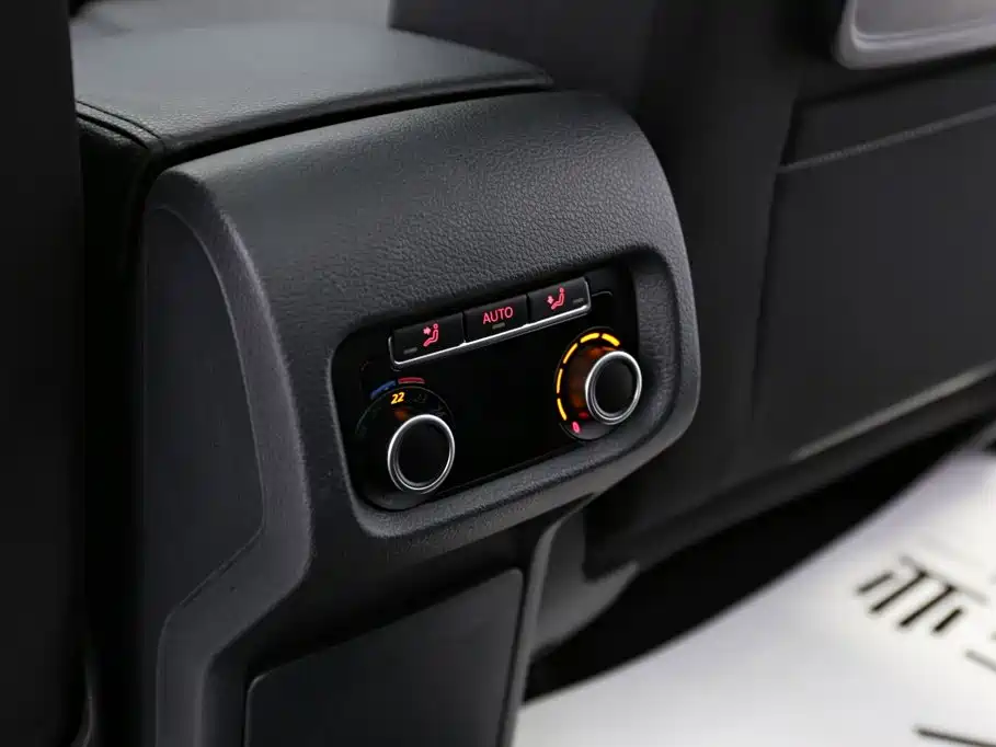 Фото 16 - Volkswagen Sharan