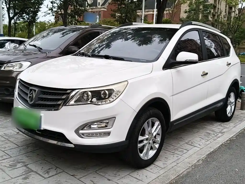 Baojun 560 2017 2016 1.8L iAMT Elite