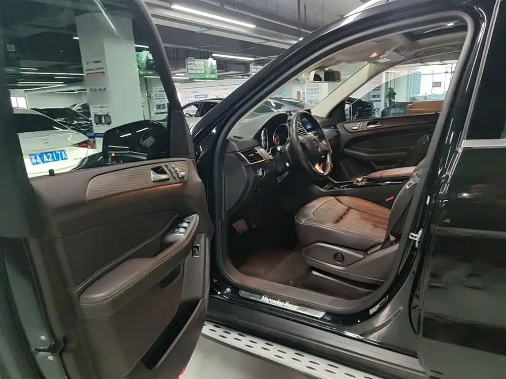 Mercedes-Benz GLE 2019 GLE 320 4MATIC Dynamic Ultimate Edition фото 16