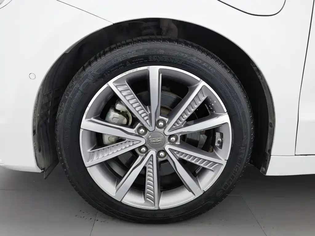 Geely Borui PHEV 2018 2018 1.5T PHEV Glory Edition