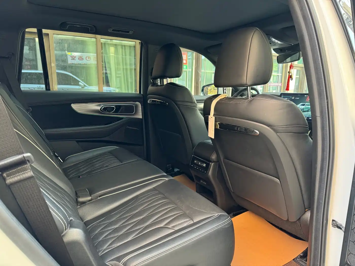 GAC Trumpchi Trumpchi GS8 2022 Dual Engine Series 2.0TM 2WD Premium Edition (7-Seater) фото 10