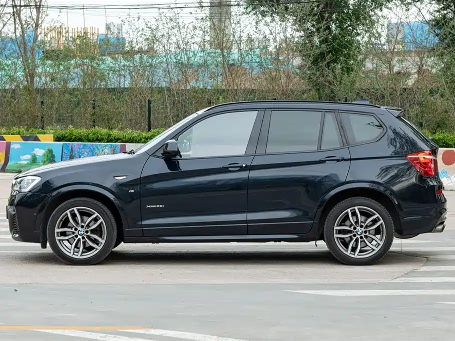 BMW X3 (Import) 2014 xDrive28i X Design Package фото 2