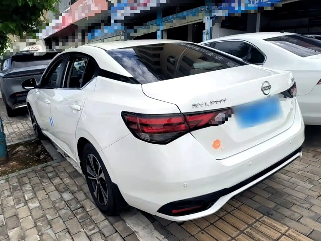 Nissan SYLPHY, миниатюра 5